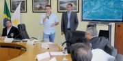 Eduardo Siqueira tambÃ©m destacou que o Encontro com os Prefeitos terÃ¡ a apresentaÃ§Ã£o das plantas dos consÃ³rcios intermunicipais, que receberÃ£o mÃ¡quinas do Estado para aÃ§Ãµes conjuntas nos municÃ­pios.